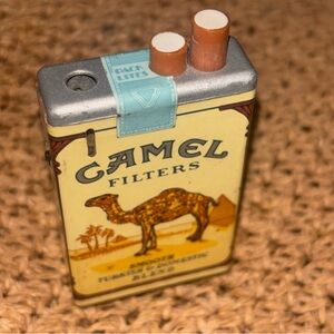 VTG Collectible Camel Filters Pack Lighter